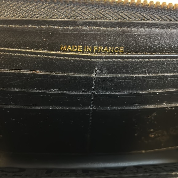 CHANEL Authentic Camellia Round Zipper Long Wallet Black Embossed series 10 VTG - Picture 5 of 16
